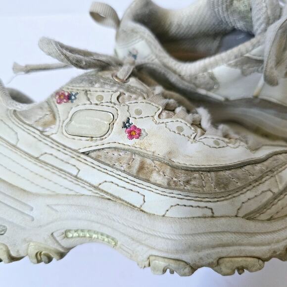 Sketchers D'lites Platform Sneakers Play Condition size 11 Floral Embroidered - Picture 8 of 15